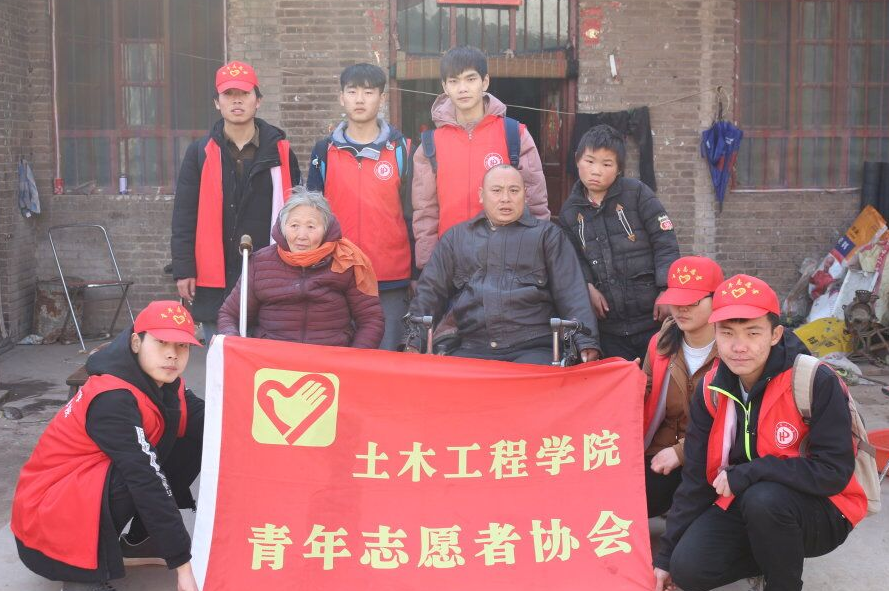 QQ截图20180104162409.png QQ截图20180104162409.png